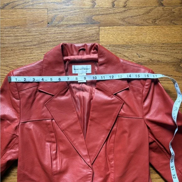 Newport News Red Leather Blazer/Jacket Size 8 - Picture 7 of 11
